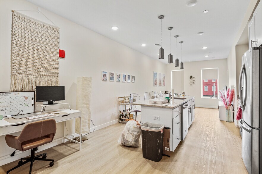 More Photos Of 1707 Eastern Ave, Baltimore Apartments For Lease