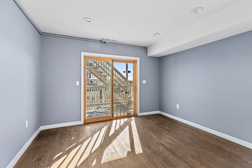More Photos Of 167 Lexington St, Boston Apartments For Sale