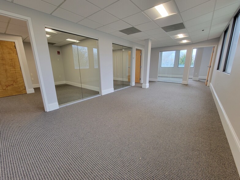 More Photos Of 32-34 Main Street Ext, Plymouth Office For Lease
