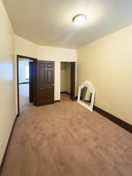 More Photos Of 5947-5959 S Indiana Ave, Chicago Apartments For Sale