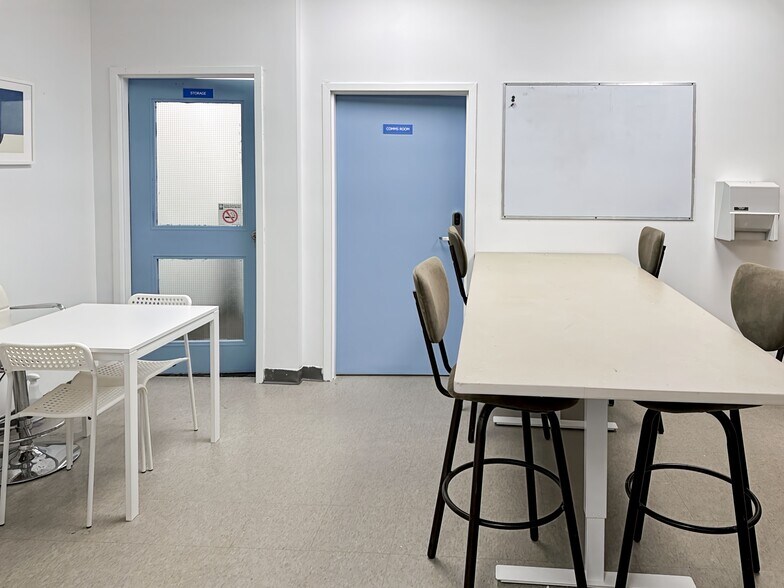 More Photos Of 111 Simcoe St N, Oshawa Coworking Space