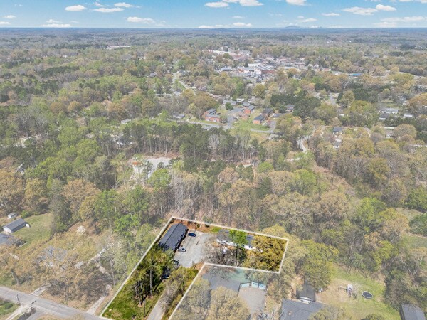 More Photos Of 118 Ethel Dr, Stanley Multifamily For Sale