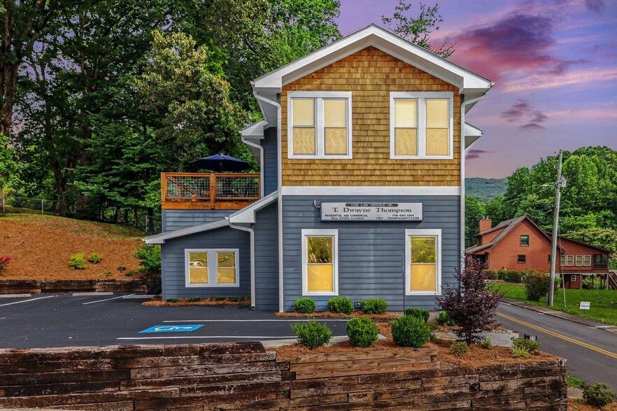 More Photos Of 25 Valley St, Clayton Office Residential For Sale