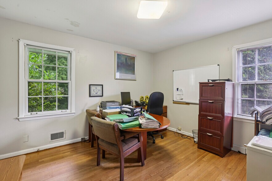More Photos Of 2119 Vista Dale Ct, Tucker Office Residential For Sale
