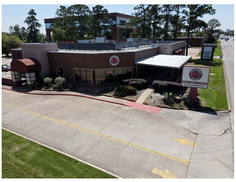 More Photos Of 3301 Cypress Creek Pky, Houston Restaurant For Lease