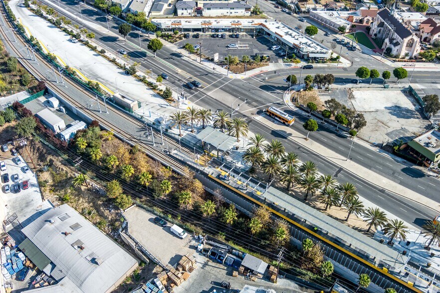 More Photos Of 400-424 E Florence Ave, Inglewood General Retail For Sale