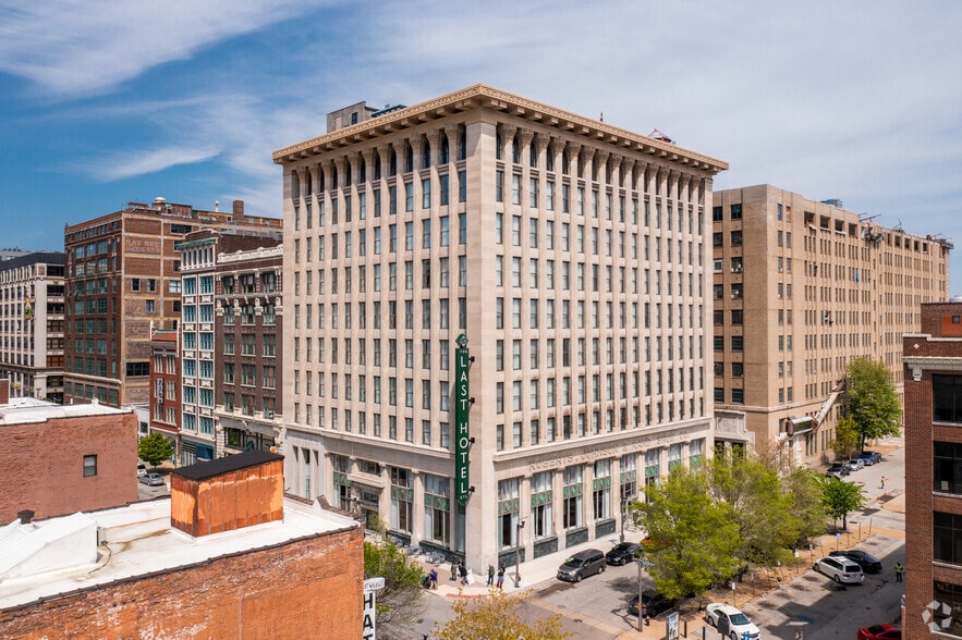 Primary Photo Of 1501 Washington Ave, Saint Louis Hotel For Sale