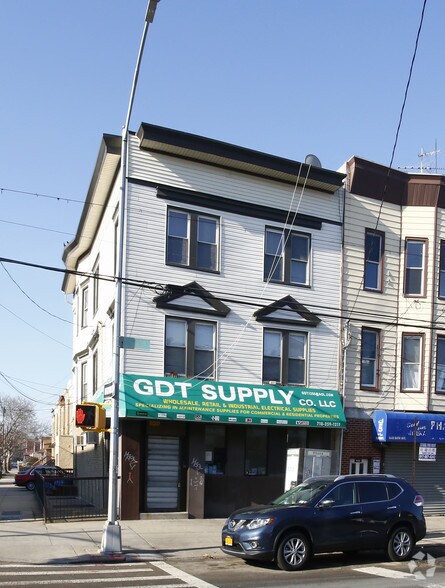 Primary Photo Of 1644 Bath Ave, Brooklyn Storefront Retail Residential For Sale