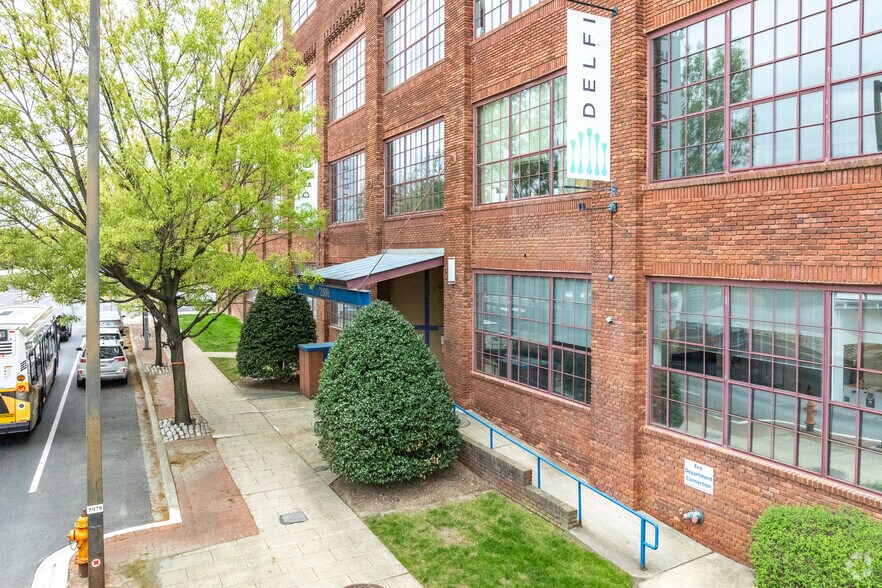 More Photos Of 2809 Boston St, Baltimore Apartments For Lease