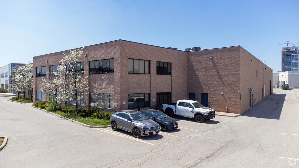 Primary Photo Of 1500 Creditstone Rd, Vaughan Warehouse For Lease
