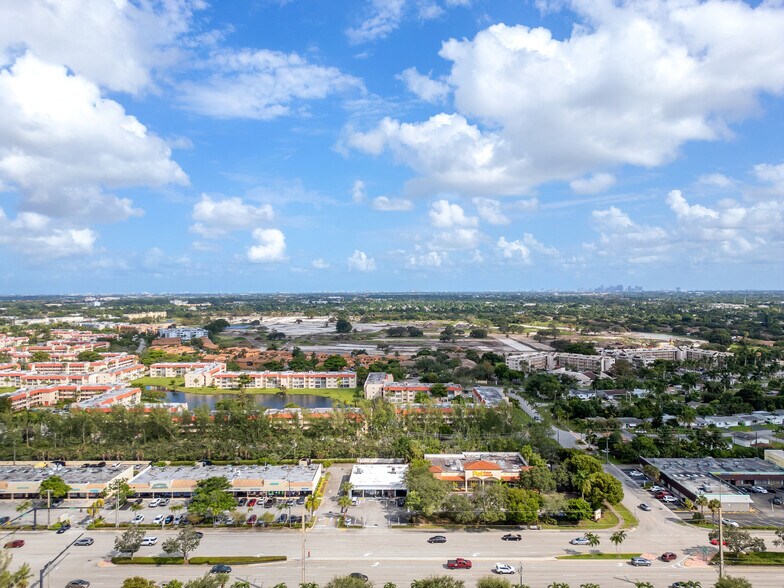 More Photos Of 2698 N University Dr, Fort Lauderdale Freestanding For Lease