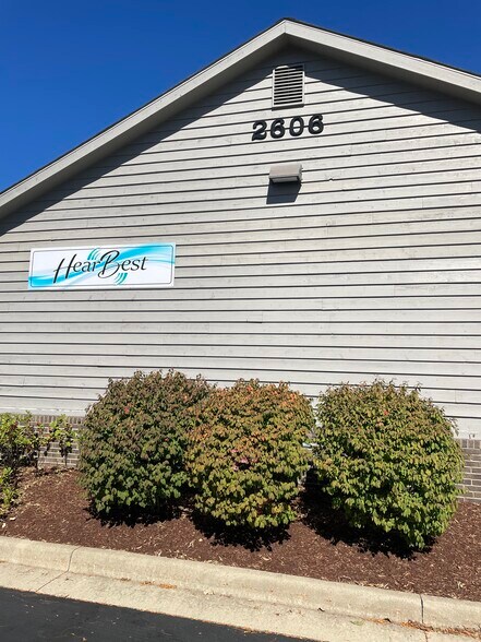 More Photos Of 2606 E 350 S, Lafayette Medical For Lease