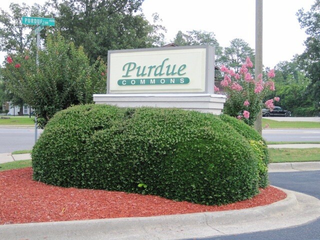 More Photos Of 2905 Breezewood Ave, Fayetteville Office For Lease