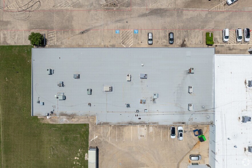More Photos Of , Dallas General Retail For Sale