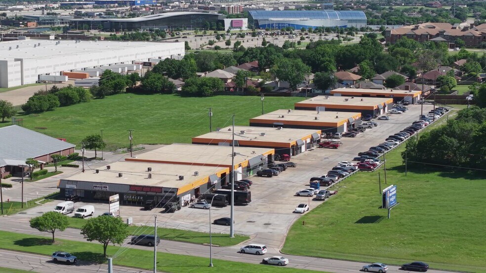 Primary Photo Of 2125 W Pioneer Pky, Grand Prairie Unknown For Lease