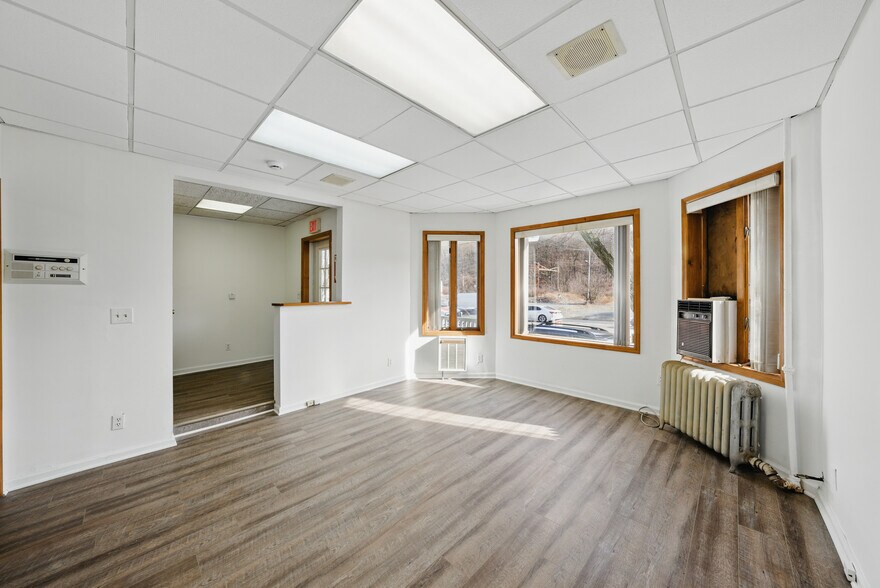 More Photos Of 203 E Blackwell St, Dover Multifamily For Sale