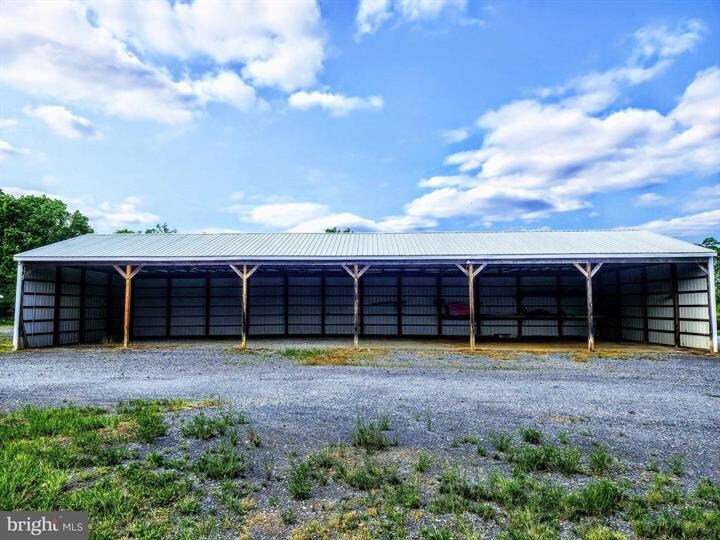 More Photos Of 215 Burkharts ln, Martinsburg Flex For Lease