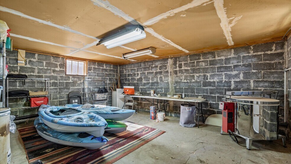More Photos Of 41990 Cottonwood Creek Rd, Crawford Apartments For Sale