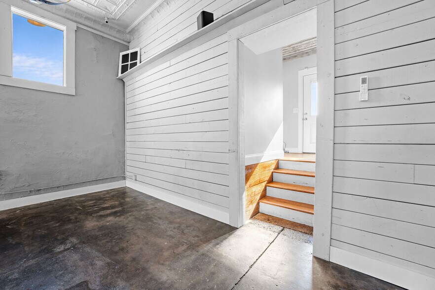 More Photos Of 357 Market Street st, Moundville General Retail For Sale