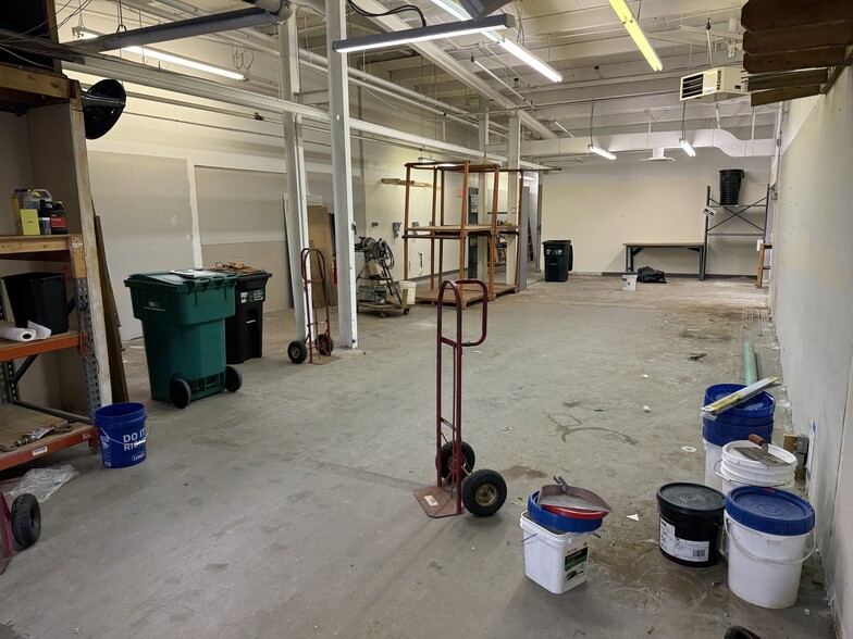 More Photos Of 234 Brooks St, Worcester Warehouse For Lease
