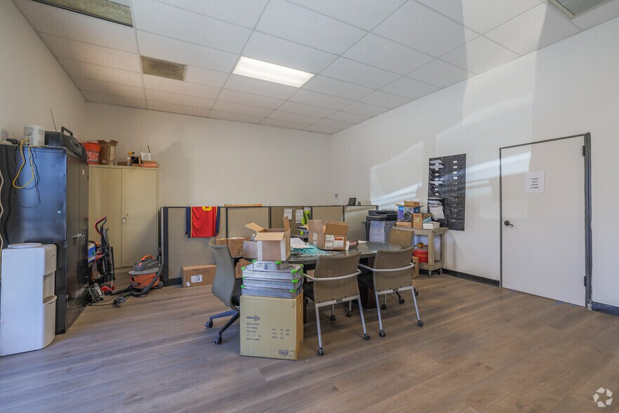 More Photos Of 1011-1021 N 21st Ave, Phoenix Warehouse For Sale