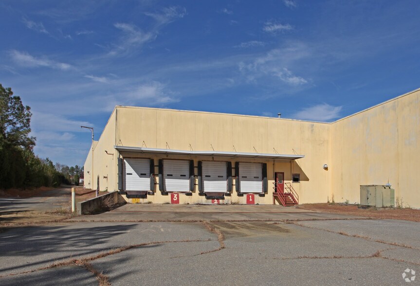 More Photos Of 648 Wilson St, Chester Warehouse For Lease