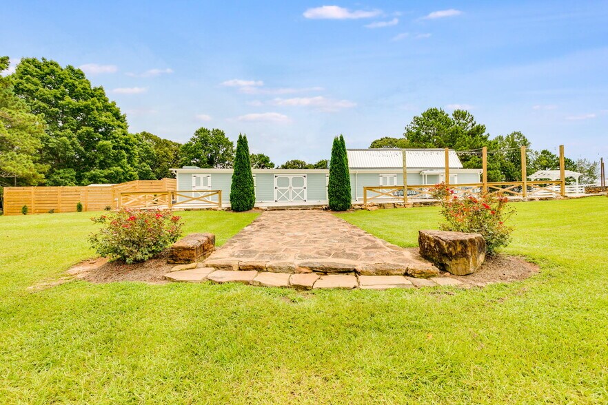 More Photos Of 100 McPherson Rd, Villa Rica Lodge Meeting Hall For Sale