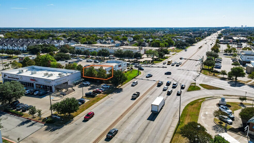 More Photos Of 1931 Texas Ave S, College Station Storefront Retail Office For Lease