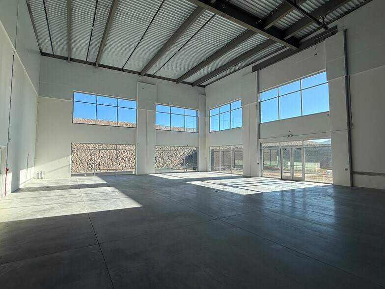 More Photos Of Comstock Commerce Center, Sparks Unknown For Lease