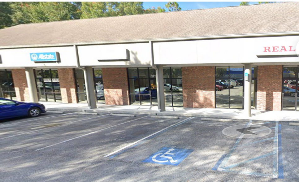 Primary Photo Of 2222-2240 Lithia Center Ln, Valrico Storefront Retail Office For Lease