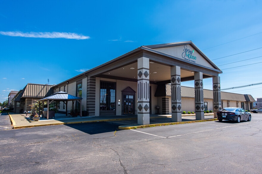 More Photos Of 1760 Plantside Dr, Louisville Assisted Living For Sale