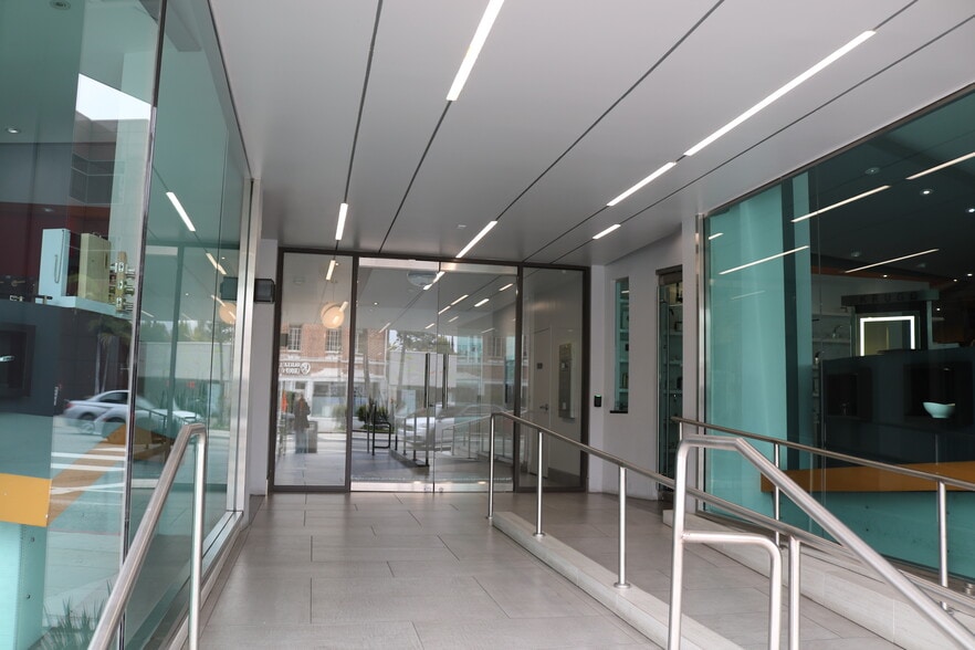 More Photos Of 8665 Wilshire Blvd, Beverly Hills Office For Lease