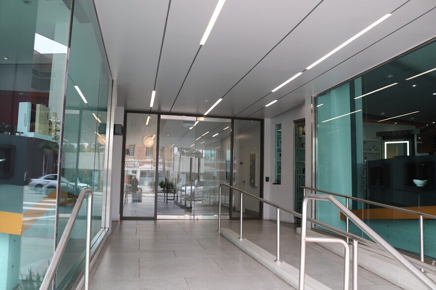 More Photos Of 8665 Wilshire Blvd, Beverly Hills Office For Lease
