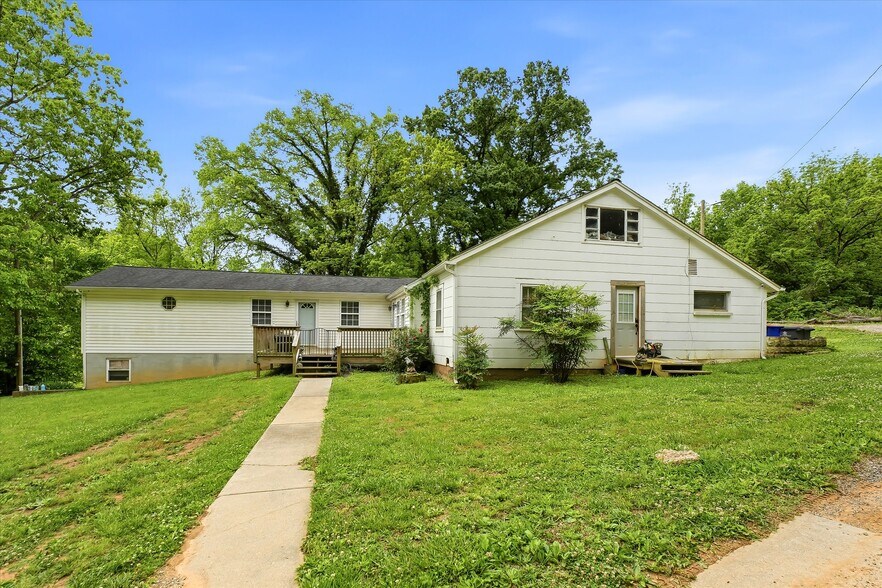 Primary Photo Of 601 N Chilhowee Dr, Knoxville Multifamily For Sale