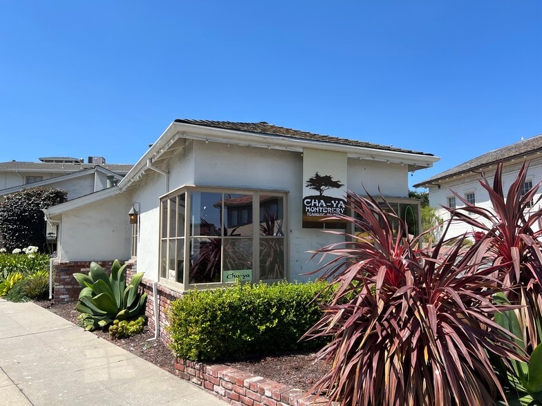More Photos Of 587 Hartnell St, Monterey Storefront Retail Office For Lease