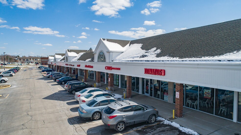 More Photos Of 20040-20200 Van Aken Blvd, Shaker Heights Unknown For Lease