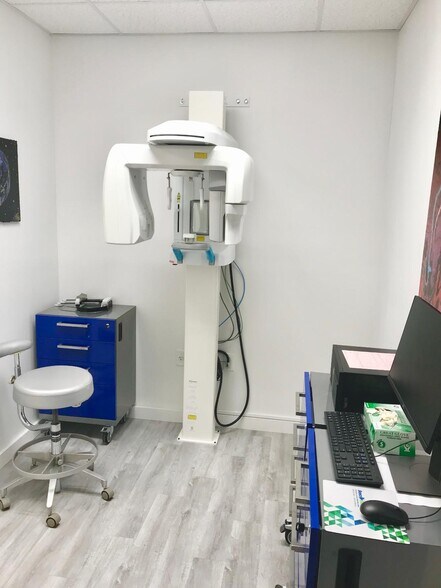 More Photos Of 1401 E Atlantic Blvd, Pompano Beach Medical For Sale