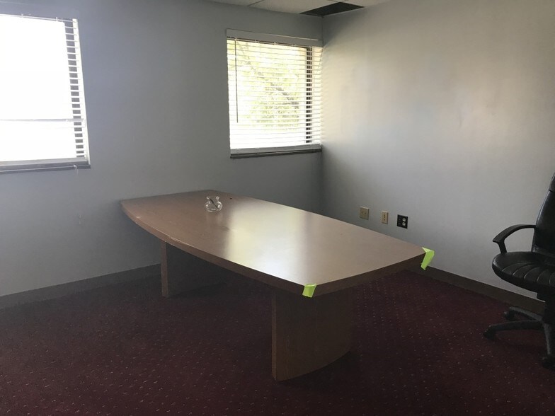 More Photos Of 131 N Hedges St, Dayton Warehouse For Sale