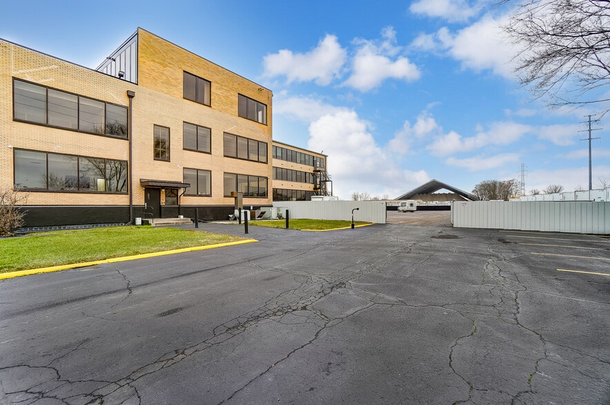 More Photos Of 425 N Findlay St, Dayton Medical For Lease