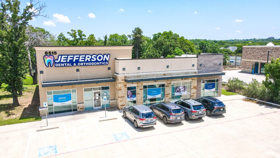 More Photos Of 6515 Westworth Blvd, Westworth Village Medical For Lease