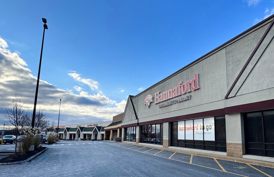 More Photos Of 311-333 Massachusetts Ave, Lunenburg Unknown For Lease