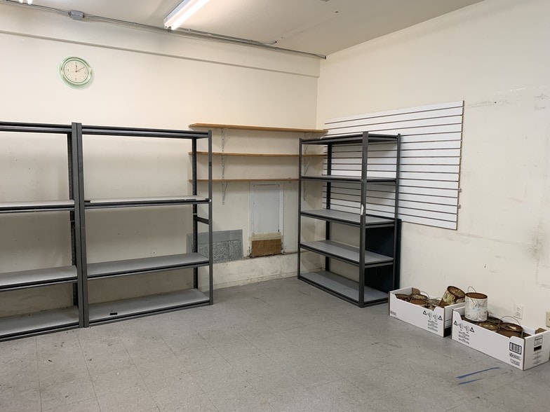 More Photos Of 5935-5937 Mission St, Daly City Warehouse For Lease