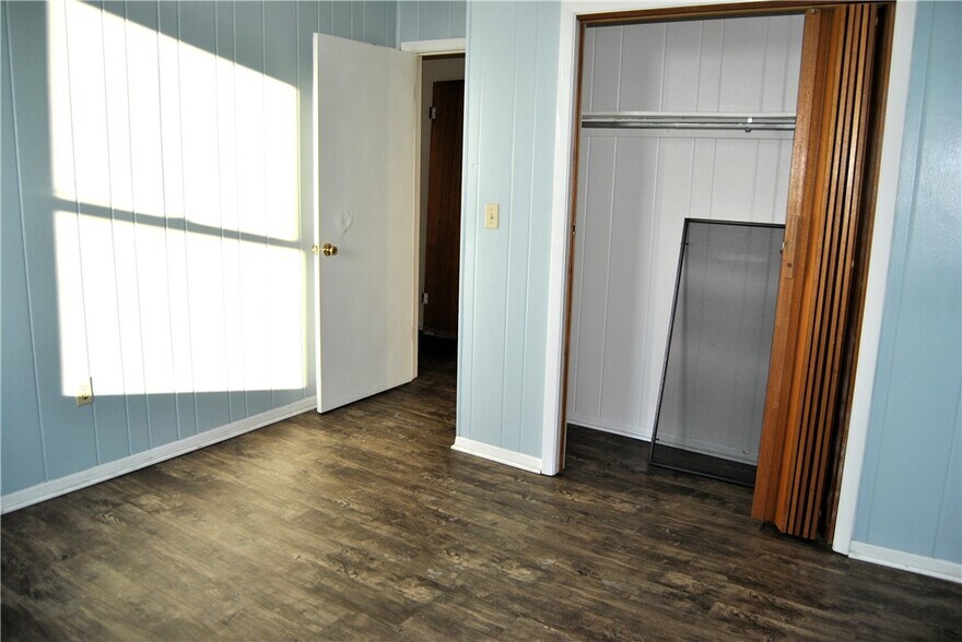 More Photos Of 2-4 Commercial St, Livonia Storefront Retail Residential For Sale