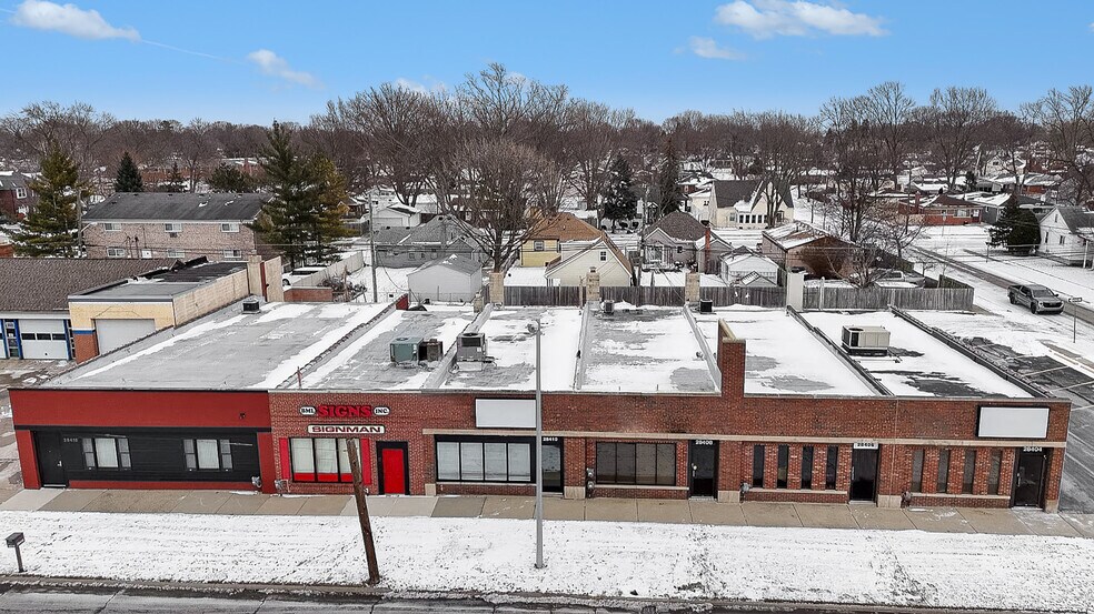 More Photos Of 28410 Harper Ave, Saint Clair Shores General Retail For Lease