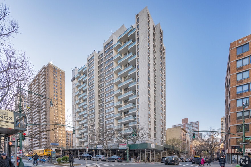 Primary Photo Of 700 Columbus Ave, New York Apartments For Lease