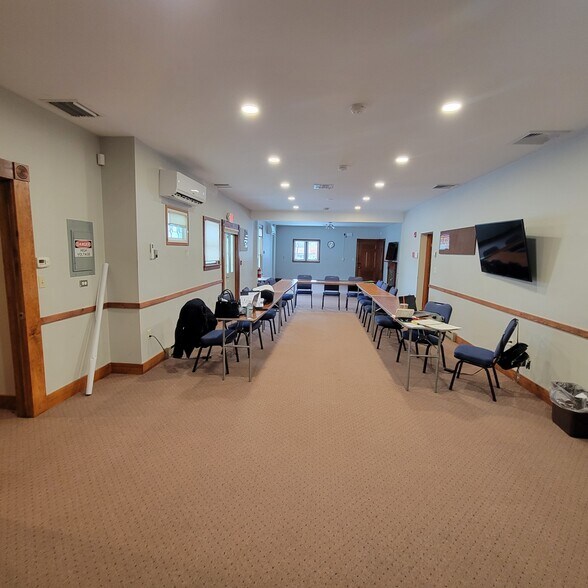 More Photos Of 5319 Route 9W, Newburgh Funeral Home For Sale
