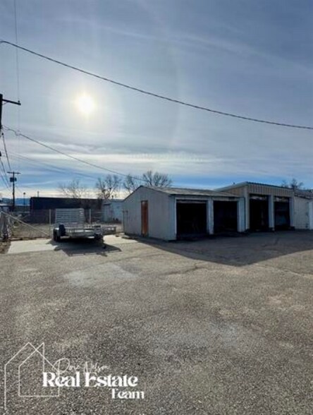 More Photos Of 515 N Lennox St, Casper Industrial For Sale