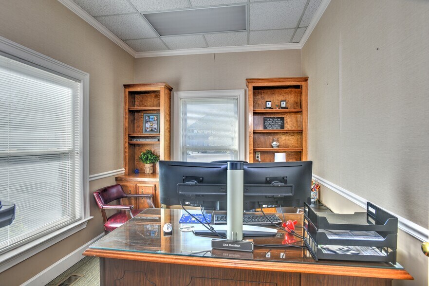 More Photos Of 2601 Commons Blvd, Augusta Office For Lease