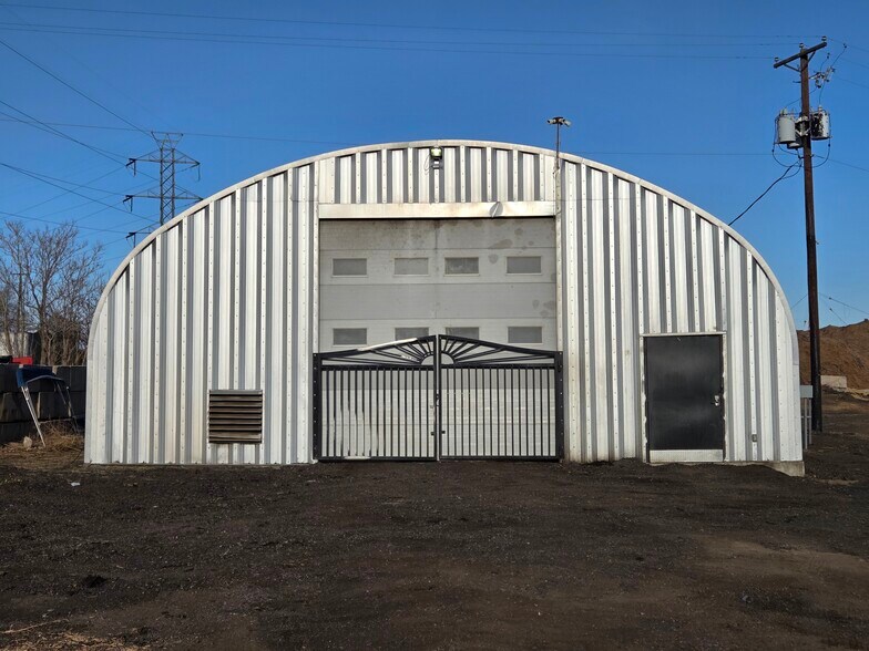 More Photos Of 4290 Clay st, Englewood Industrial For Lease