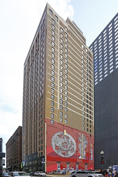 More Photos Of 59 E Van Buren St, Chicago Apartments For Lease